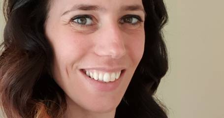 Portretfoto van Davina Jacobs