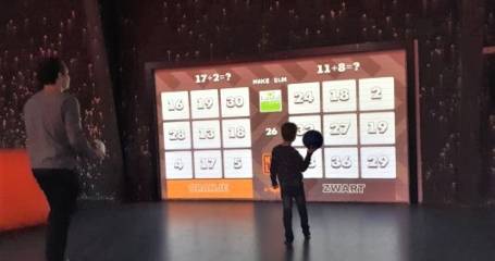 Interactieve speelmuur de X-wall