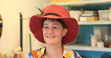 Agnes Joseph met haar Prinsjesdaghoedje