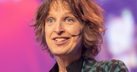 Marieke Helmus van Pharos