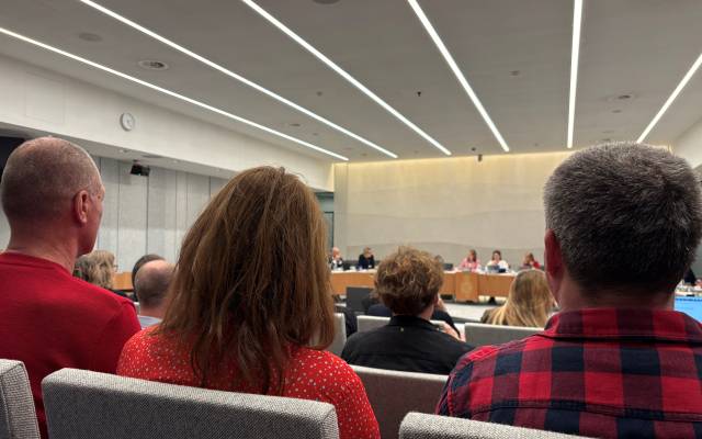 Zaal Tweede Kamer tijdens debat gehandicaptenzorg