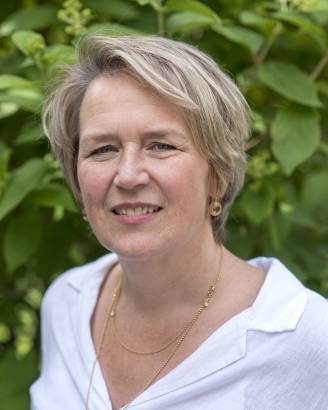 Maroesjka van Nieuwenhuijzen