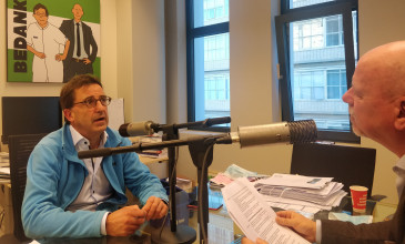 Diederik Gommers in gesprek met Johan van Ruijven in het Erasmus MC
