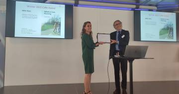 Uitreiking CaRe Award Hille Vos