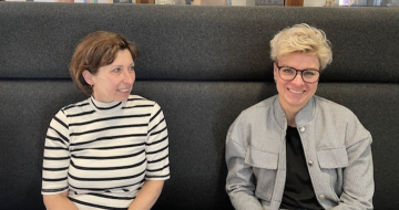 Raphaelle Eijdems (links) en Sandy Kramer