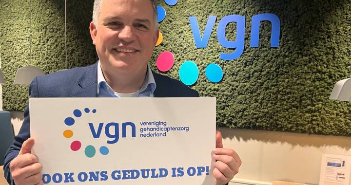 Steunbetuiging aan de actie 'Ons geduld is op'