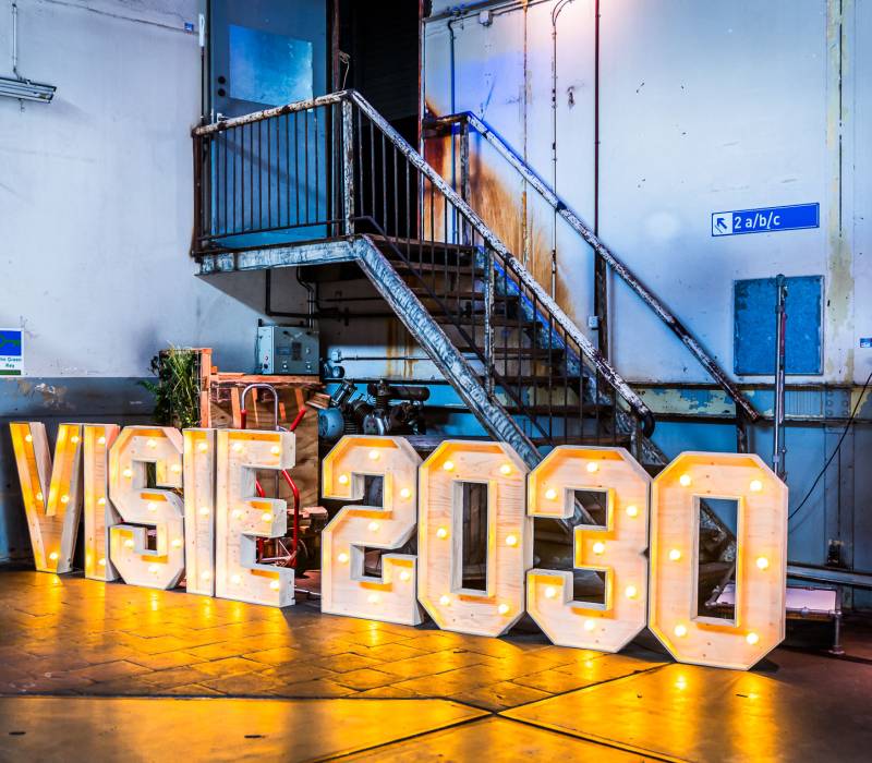 Visie 2030 lichtletters