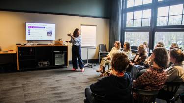 Yvet Rabius (regiocoördinator JP van den Bent) aan het woord