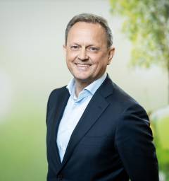 Frank van der Linden