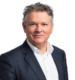 Theo van Uum